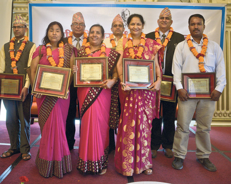 PP Prasai Foundation felicitates teachers and tourism entrepreneur