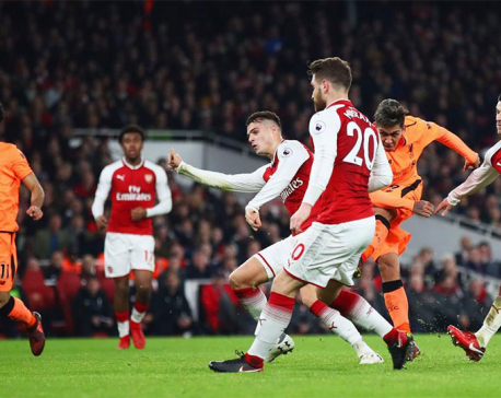 Arsenal and Liverpool share spoils in six-goal thriller