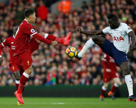 Last-gasp Kane penalty earns Spurs draw at Liverpool