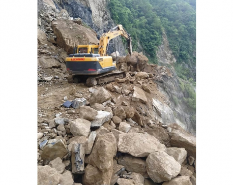 Ridi-Rudrabeni section along Kaligandaki Corridor blocked for three days