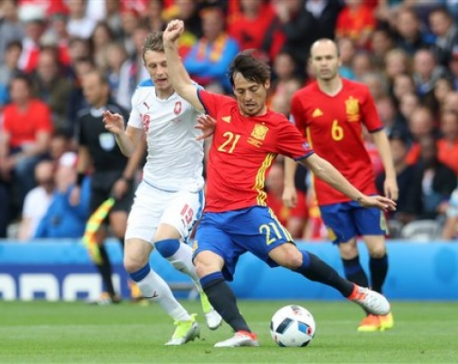 Morata scores twice as Spain cruises to 3-0 win over Turkey