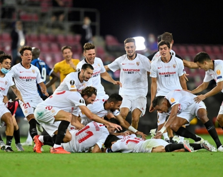 Sevilla beat Inter 3-2 to lift sixth Europa League title