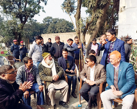 Sugarcane farmers share their grievances with minister Bhatta