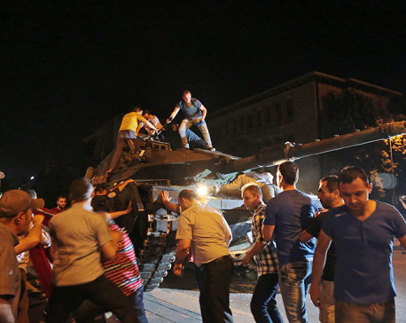 Turkish coup quashed, 194 reported killed in clashes