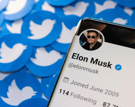 Musk makes meme on Twitter legal threat after scrapping $44 billion deal