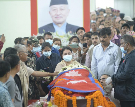 LIVE : People from various walks of life pay last tribute to late Nembang