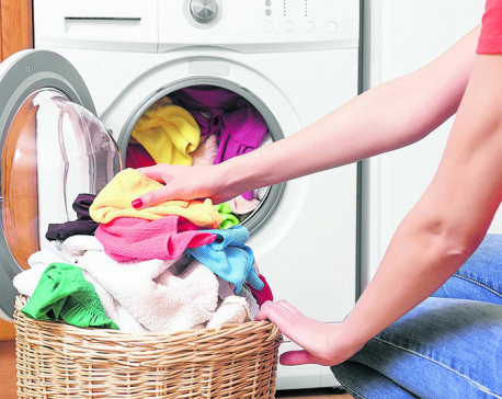 Say Goodbye to Stinky Clothes In Monsoon