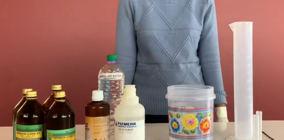 Here's how to make your own hand sanitizer at home (With Video)