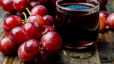 8 Benefits of drinking grape juice