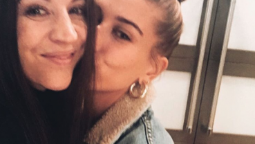 Hailey Baldwin is all praise for Justin Bieber's mom