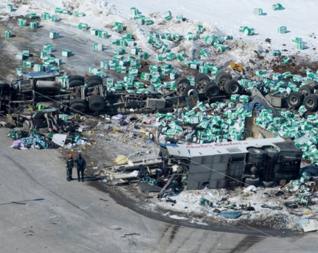 Canada mourns: 15 die when truck, hockey team bus collide