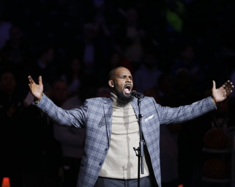 Georgia company sues R. Kelly over damage to rental homes