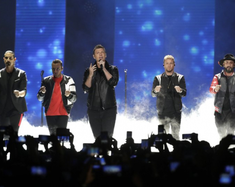 Backstreet Boys fans treated for injuries after storm