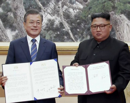 North and South Korean leaders agree on demilitarization in 'leap forward' for peace