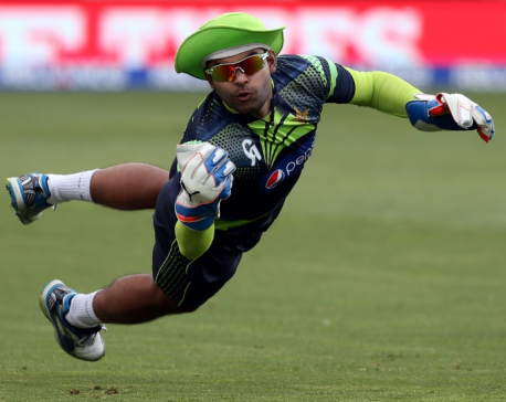 Pakistan's Umar Akmal fined for night out in Dubai