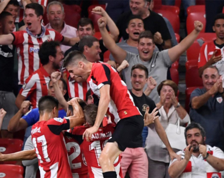 Barca beaten in Bilbao by thunderous strike from Aduriz