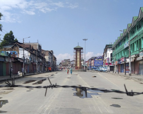 Kashmiri reporter finds fear, chaos in locked-down hometown