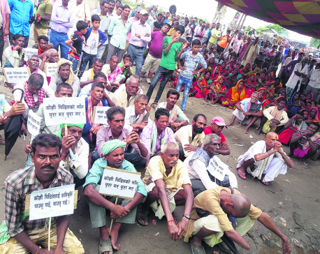 Koshi Barrage victims still await compensation, start relay sit-in