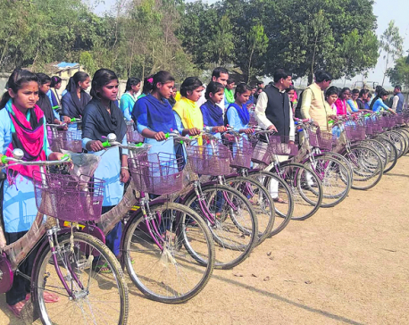 Paroha Municipality gifts bicycles to more than 150 girls