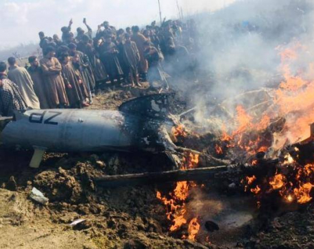 Indian Air Force jet crashes in Kashmir, killing at least one