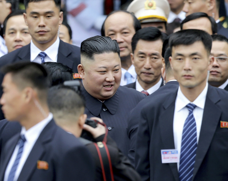 Kim Jong Un arrives in Vietnam for summit with Trump