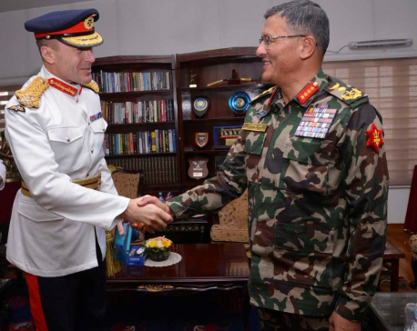 British Army official meets CoAS Thapa