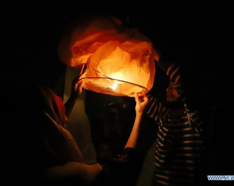 Cities go dark for Earth Hour, bring light to climate change