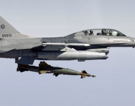 Pakistan, India down warplanes
