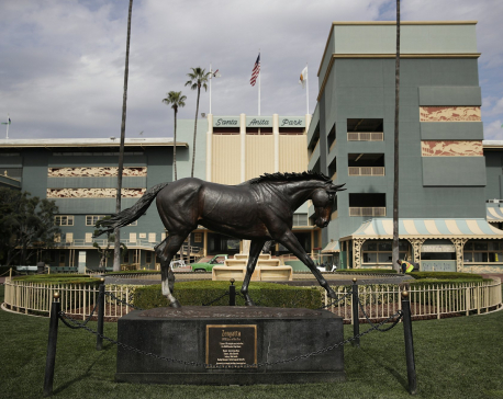 2nd horse in 2 days, 29th overall, dies at Santa Anita