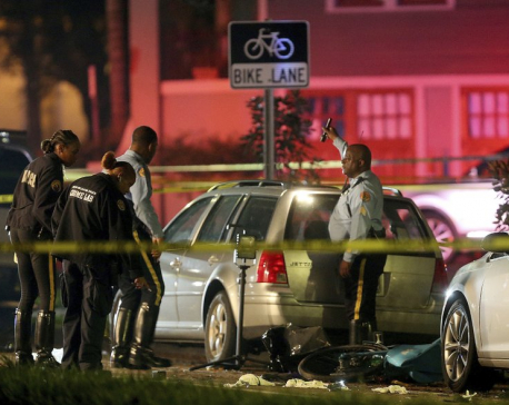 New Orleans police: 2 killed, 6 injured after car hits crowd