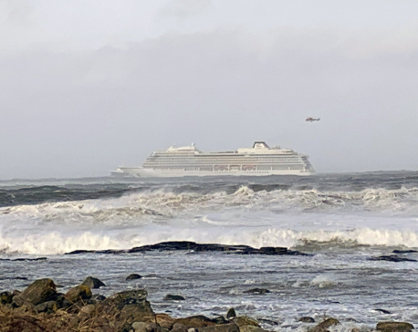 Helicopters rescue Norway cruise ship passengers amid storm
