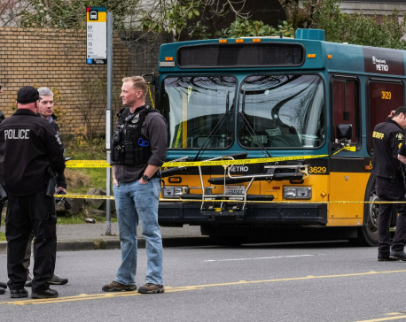 Police: 2 killed in ‘random’ shooting, crash in Seattle