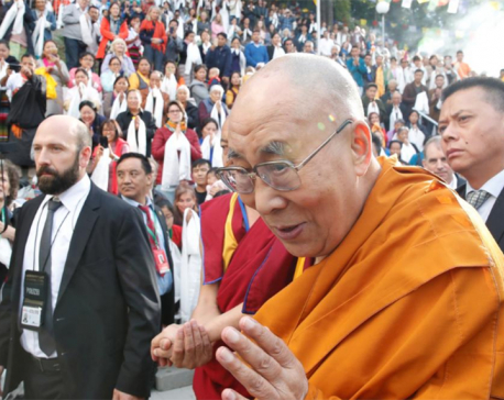 U.S. ambassador urges China to talk to the Dalai Lama