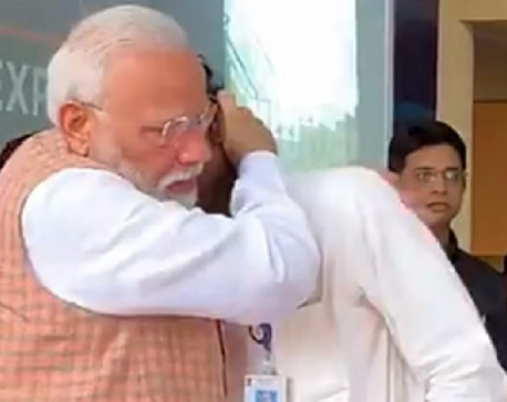 Indian PM Modi consoles ISRO Chief after failed moon landing (with video)