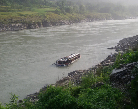 1 dies, 9 injured as bus plunges into Trishuli (photo feature)