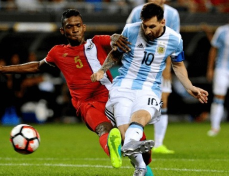 Lionel Messi fires Argentina into quarter-finals!