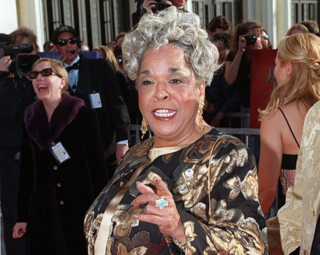 Della Reese, of TV’s ‘Touched by an Angel,’ has died at 86