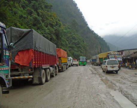 Vehicles stranded for hours due to delay in clearing landslide debris