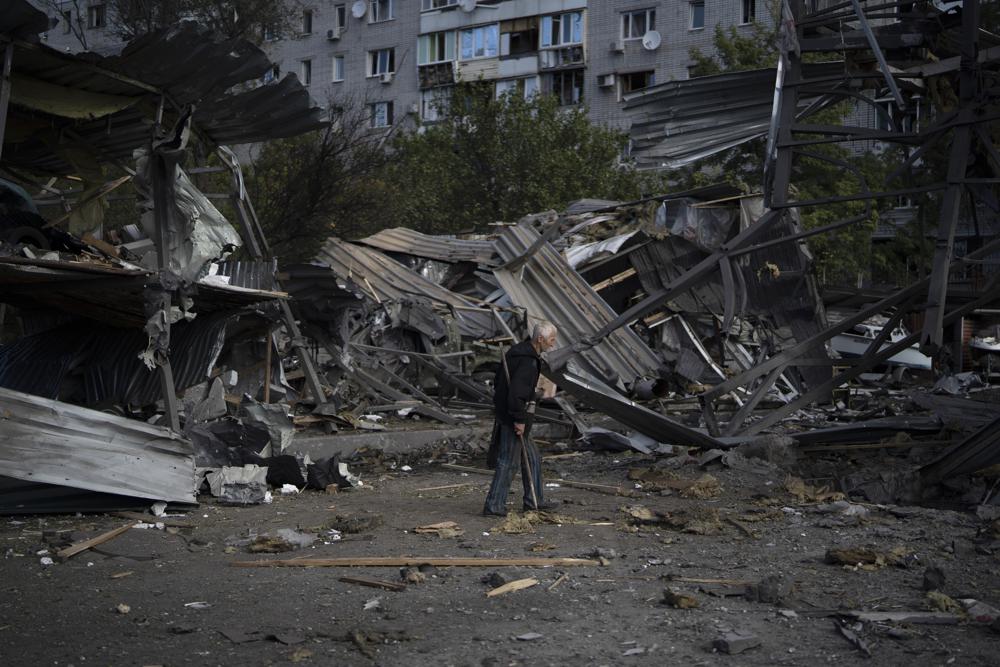 UN, G7 decry Russian attack on Ukraine as possible war crime