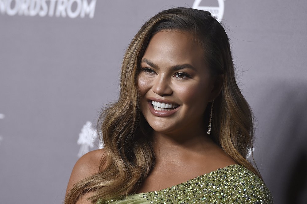 Chrissy Teigen honored at Baby2Baby gala