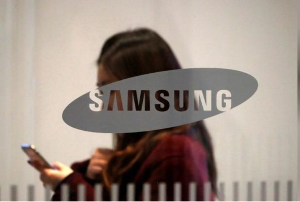 Samsung Display says it is considering building a factory in India