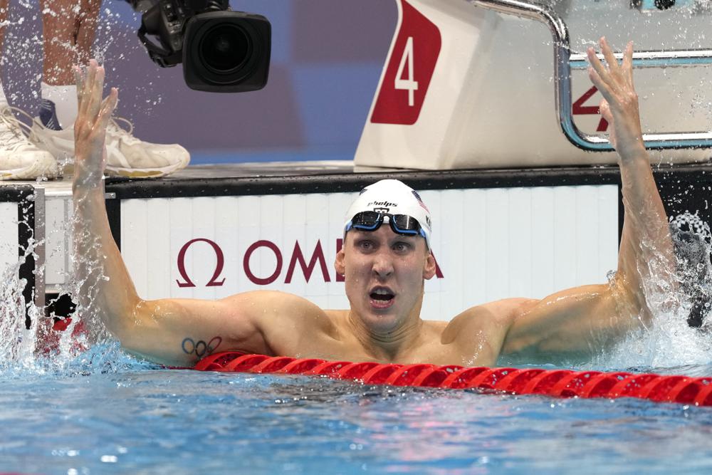 Powerhouse US swim team shines with 6 medals, 1st US gold