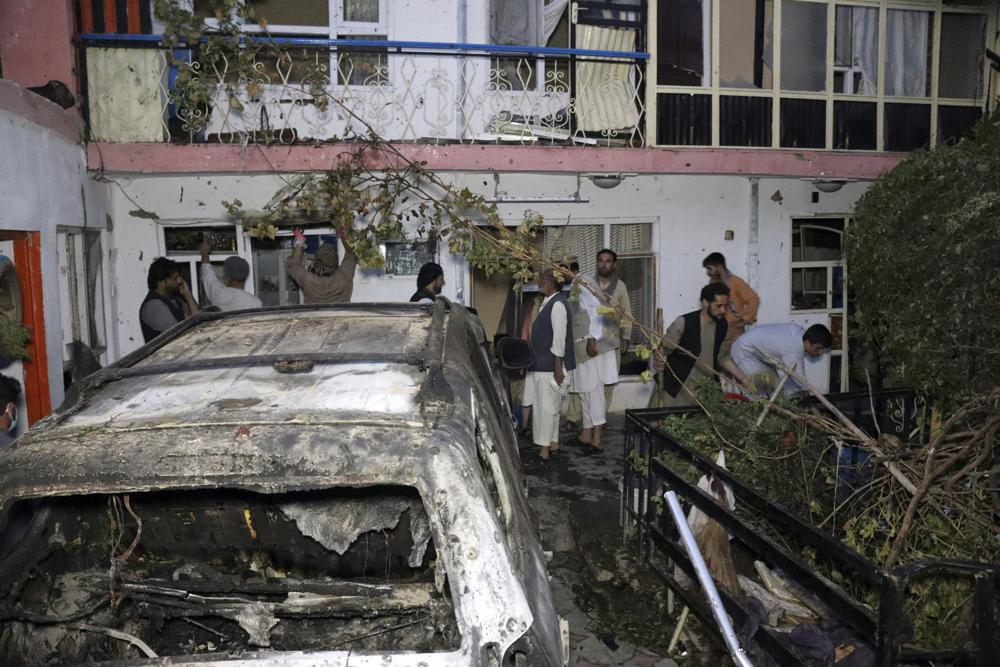 US says drone kills IS bombers targeting Kabul airport