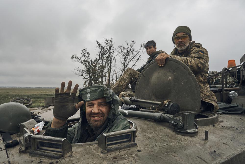 Ukraine reclaims more territory, reports capturing many POWs