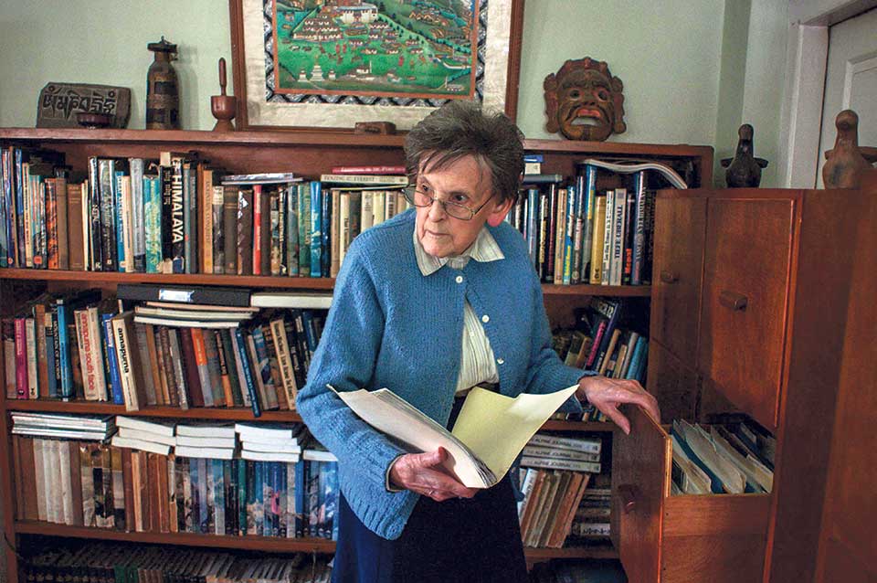 Elizabeth Hawley, chronicler of Himalayan mountaineering, dies aged 94