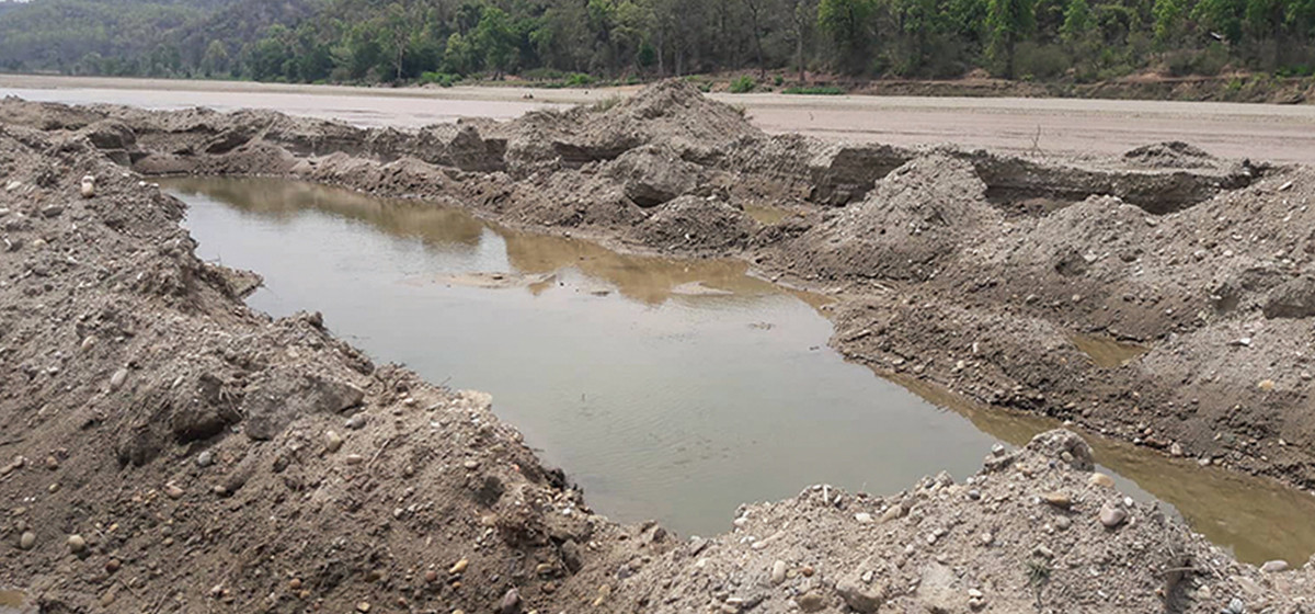 Contractors and locals clash over excavation dispute in Sardu river