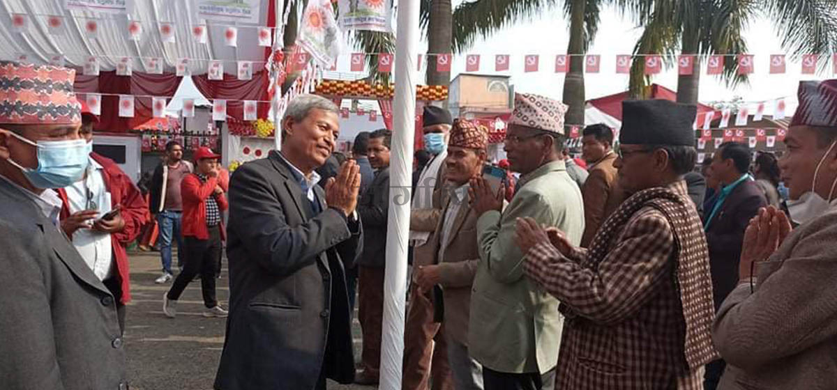 Rawal starts soliciting votes as UML’s closed session begins (With photos)