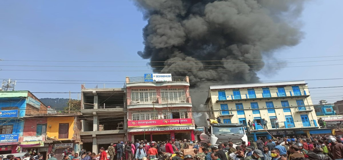 Fire breaks out in Damauli (Photos)