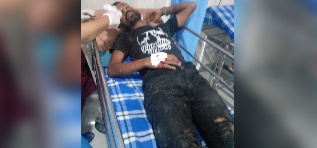 Two groups clash in Biratnagar, 10 injured