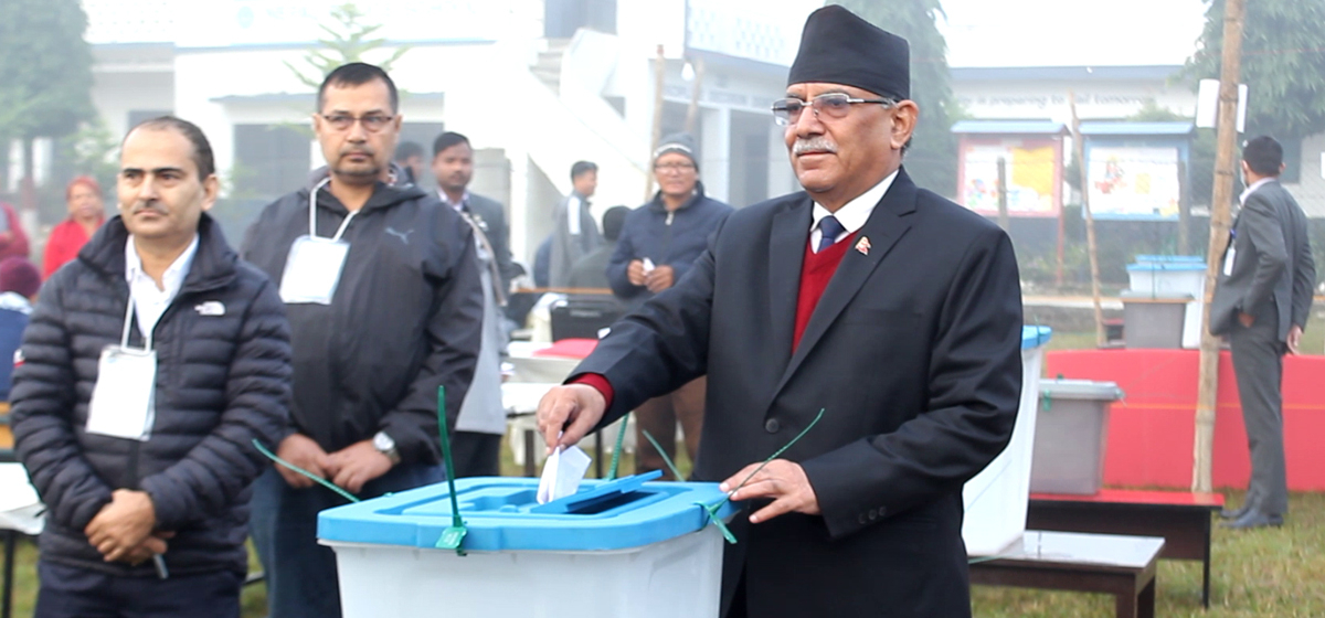 Maoist Chairman Dahal cast votes from Chitwan
